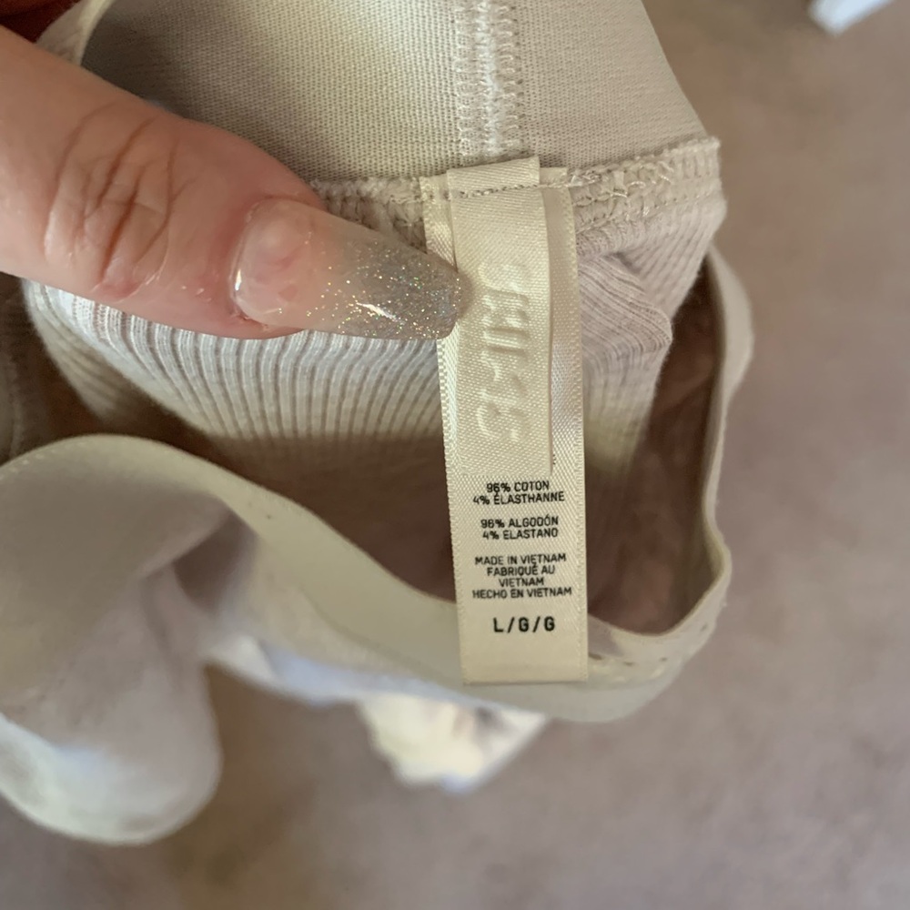 SKIMS Gray Ribbed Women's Lounge Pants - Picture 9 of 9
